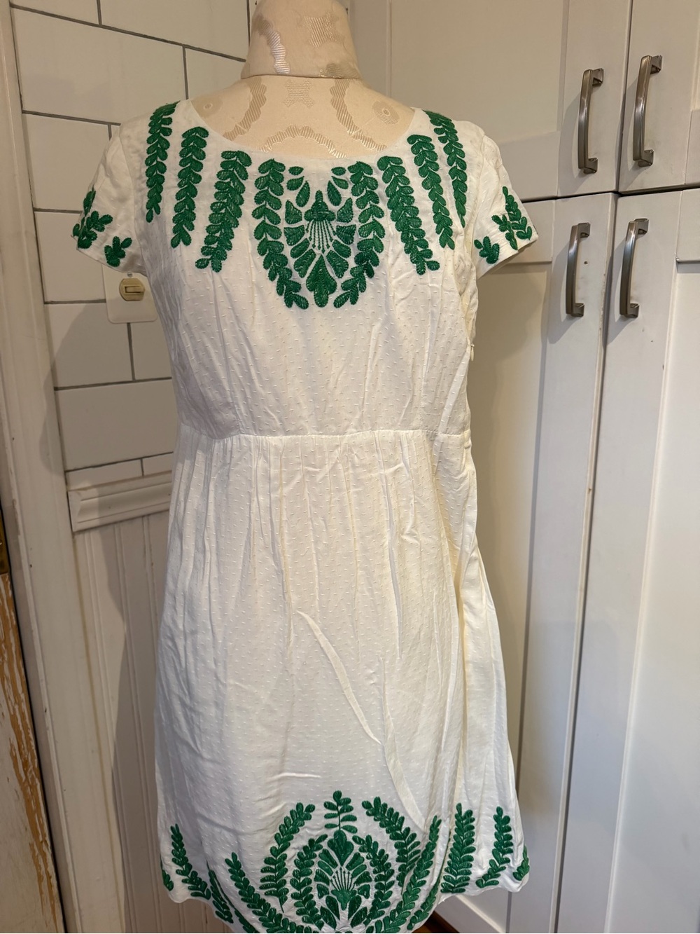 Boden White Short-Sleeve Dress with Green Embroidered Accents